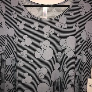 🆕LulaRoe Perfect T